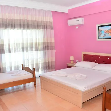 Atika Hotell *
